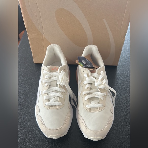 ASICS Jogger X81 Woman’s US 9.5/EU 41.5 Cream/White - Picture 2 of 8